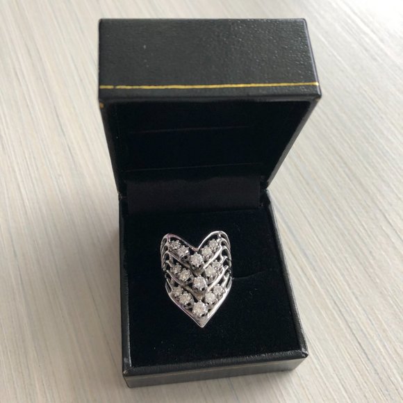 15 Diamond Ring